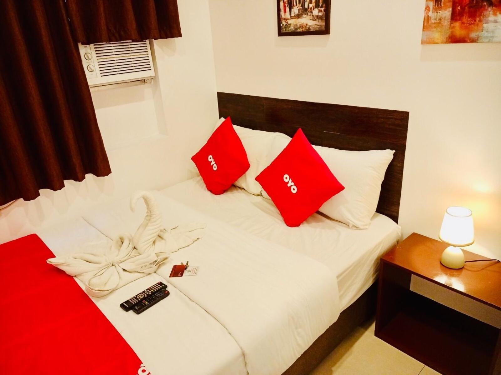 Oyo 888 City Stay Inns Fortview Bgc Pasig City Exterior foto